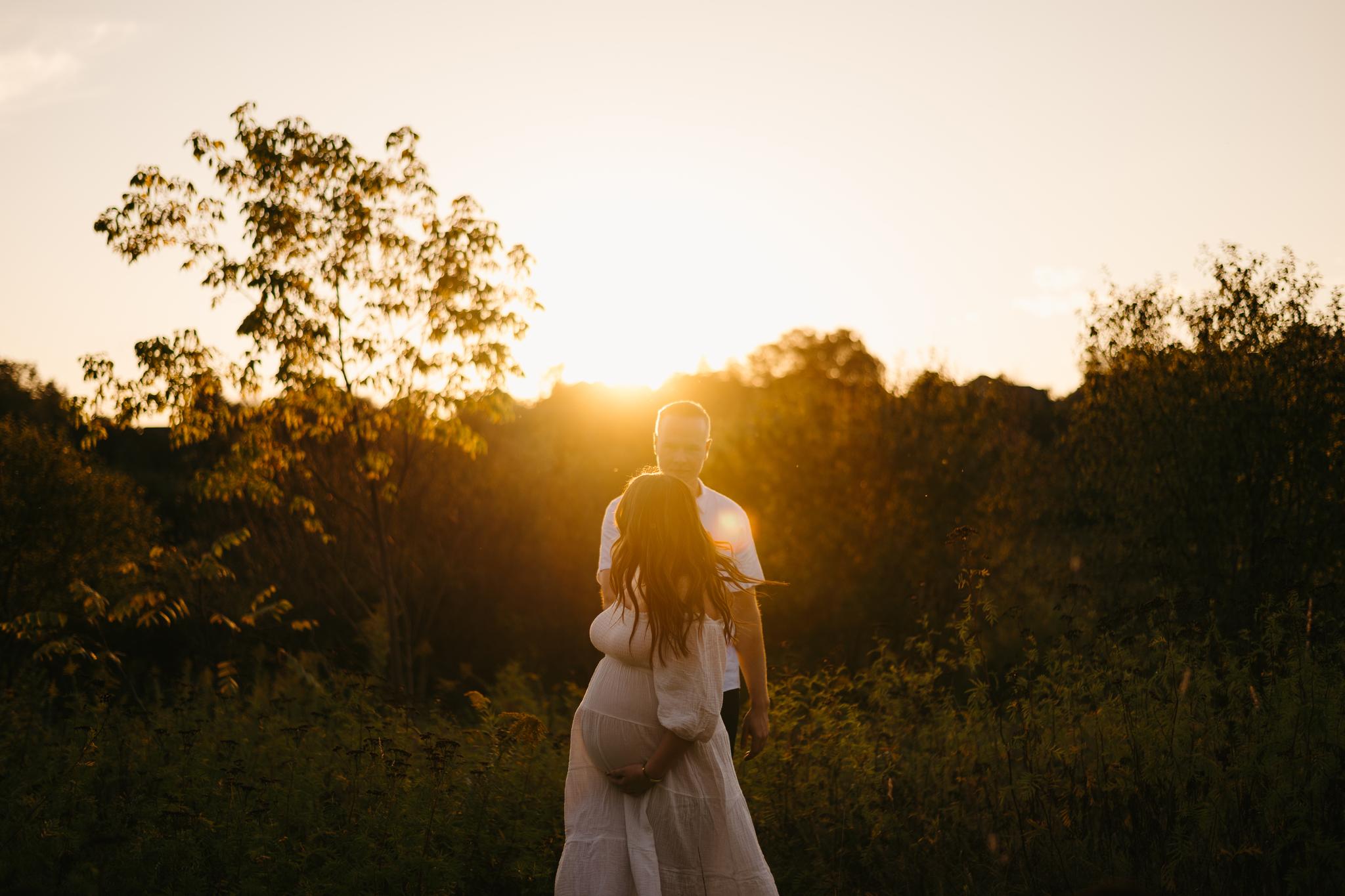 Kitchener-Waterloo Maternity Photography: Alexa & Kai